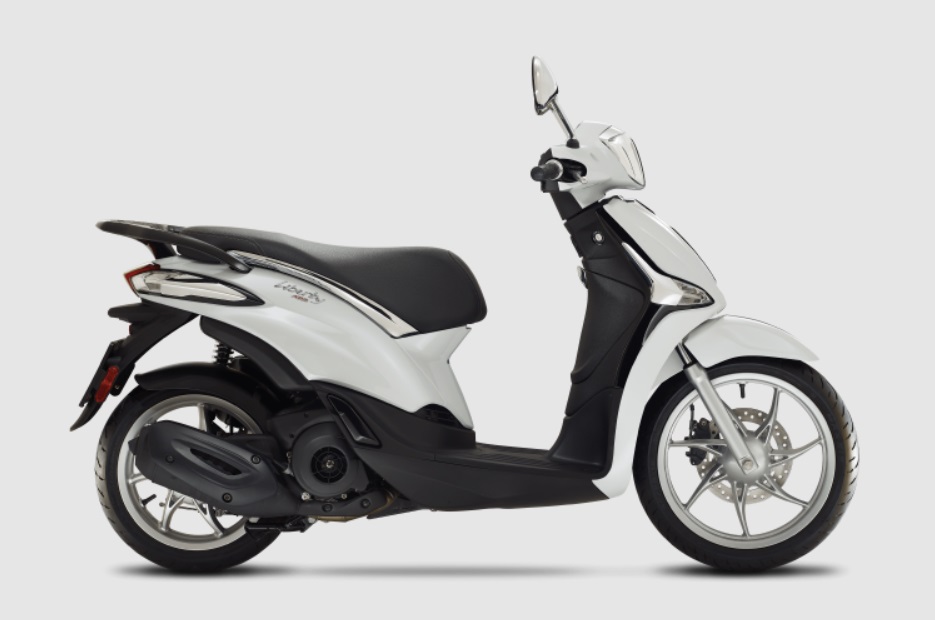 Piaggio Liberty 125cc scooter rental Trogir